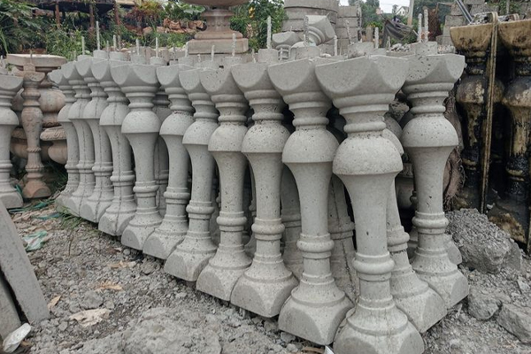 Super Roman Balusters